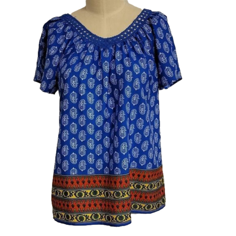 𝅺REBECCA Malone Medium V-Neck Patterned Top